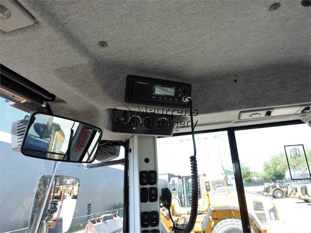 Volvo L120H Naudoti ratiniai krautuvai