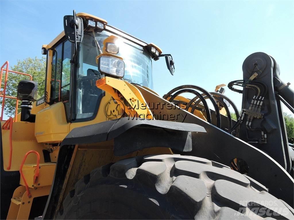 Volvo L150H Naudoti ratiniai krautuvai