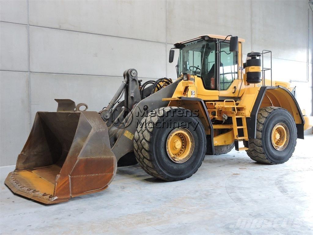 Volvo L180F Naudoti ratiniai krautuvai