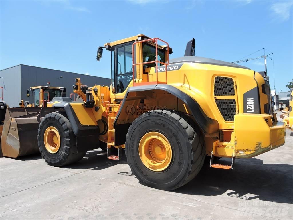 Volvo L220H Naudoti ratiniai krautuvai