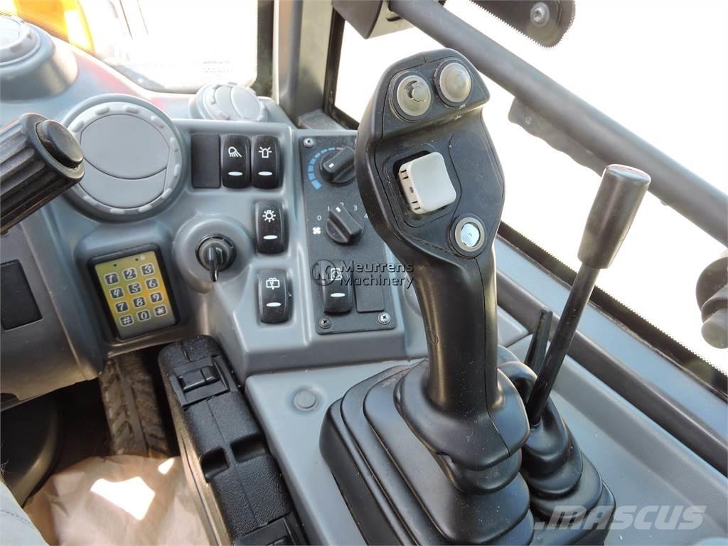 Volvo L25F + FORK Naudoti ratiniai krautuvai