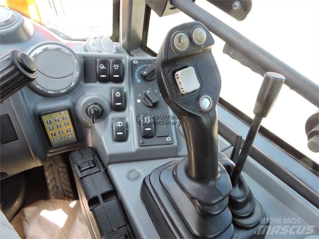 Volvo L25F + FORK Naudoti ratiniai krautuvai