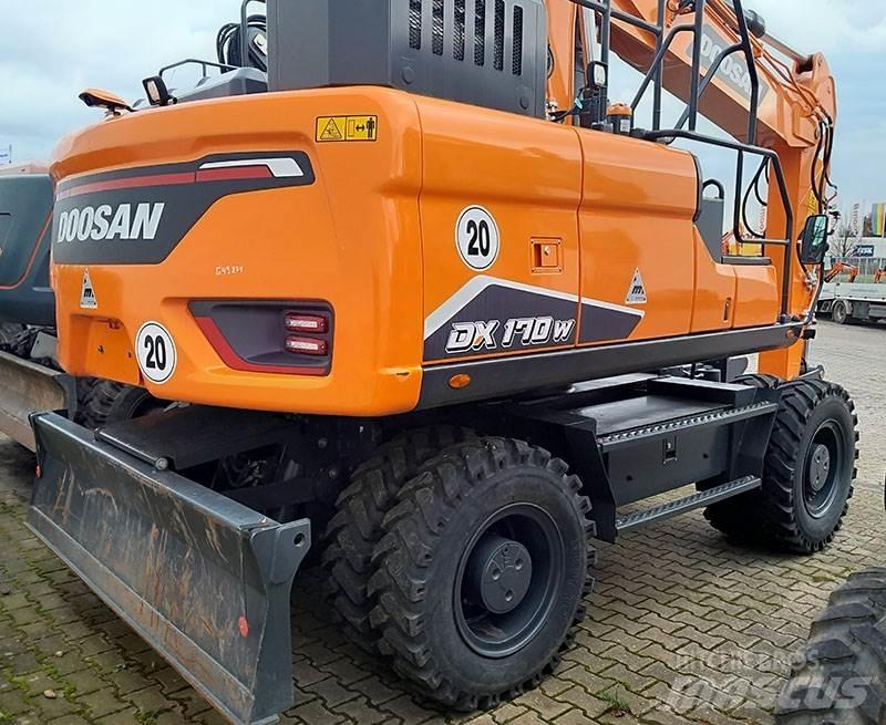 Doosan DX 170 W-7 Ratiniai ekskavatoriai