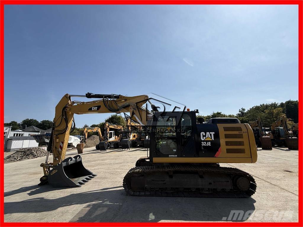 CAT 323 EL Vikšriniai ekskavatoriai