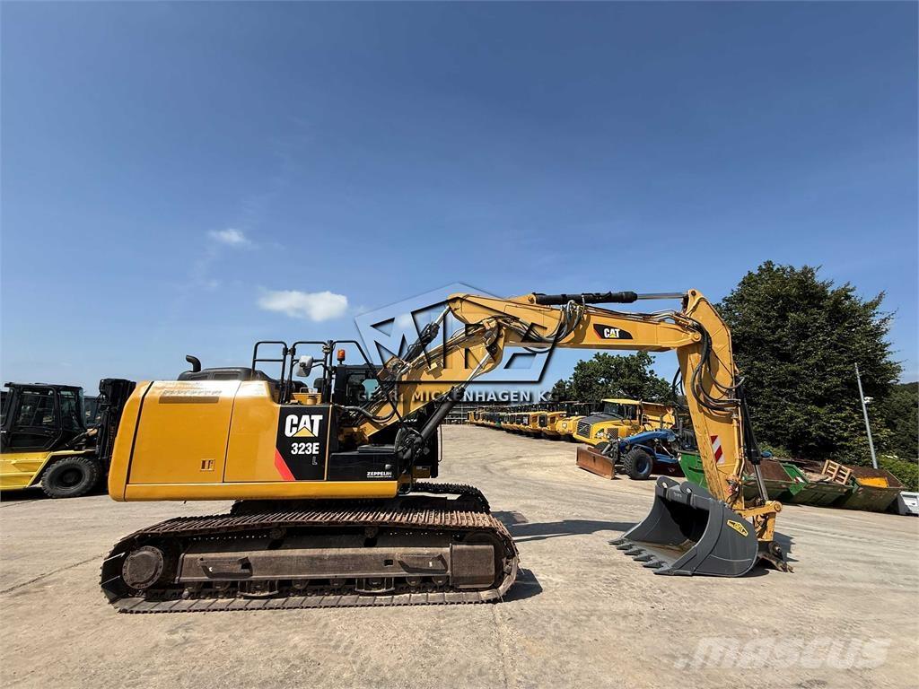 CAT 323 EL Vikšriniai ekskavatoriai