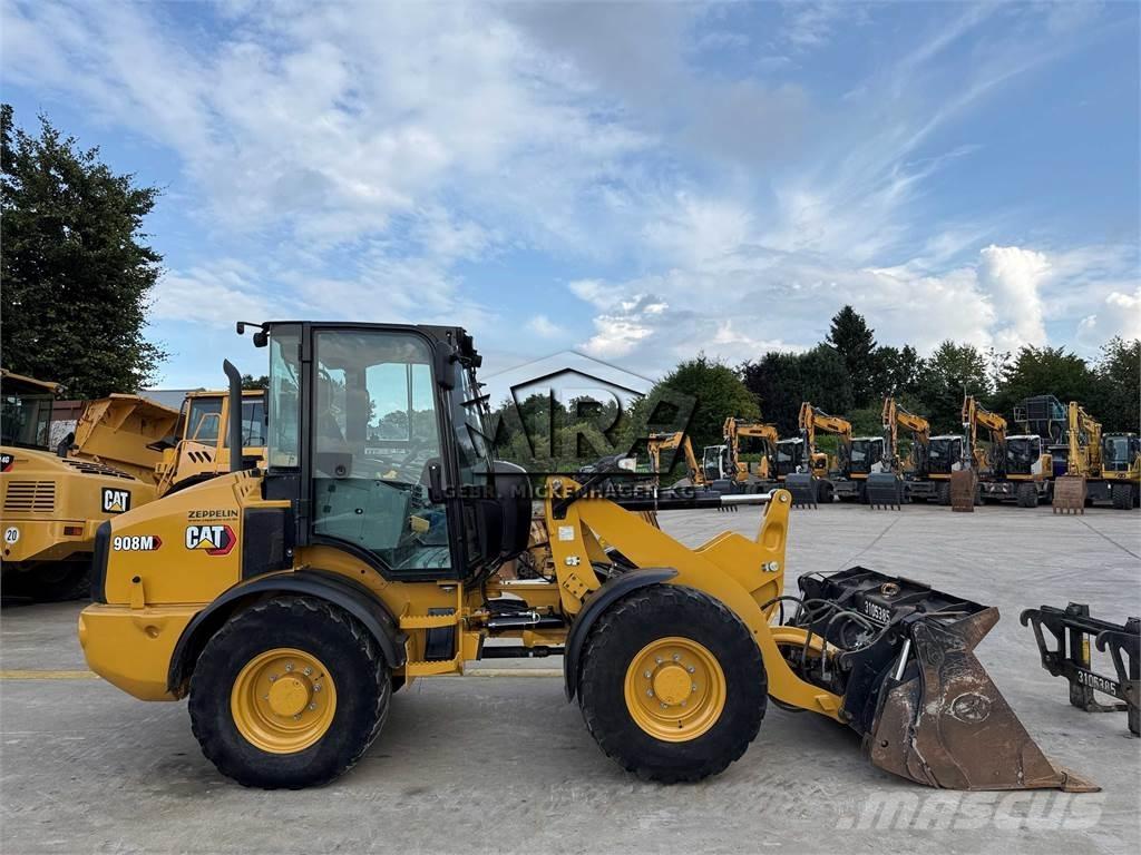 CAT 908 M Naudoti ratiniai krautuvai
