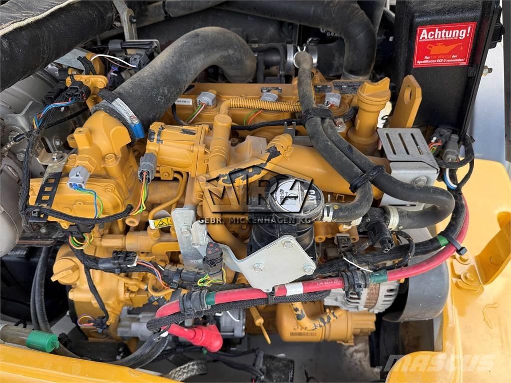 CAT 908 M Naudoti ratiniai krautuvai