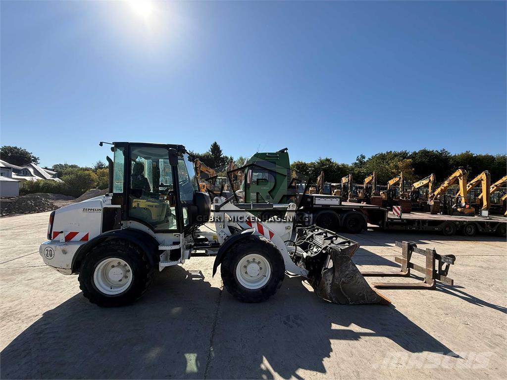 CAT 908 M Naudoti ratiniai krautuvai
