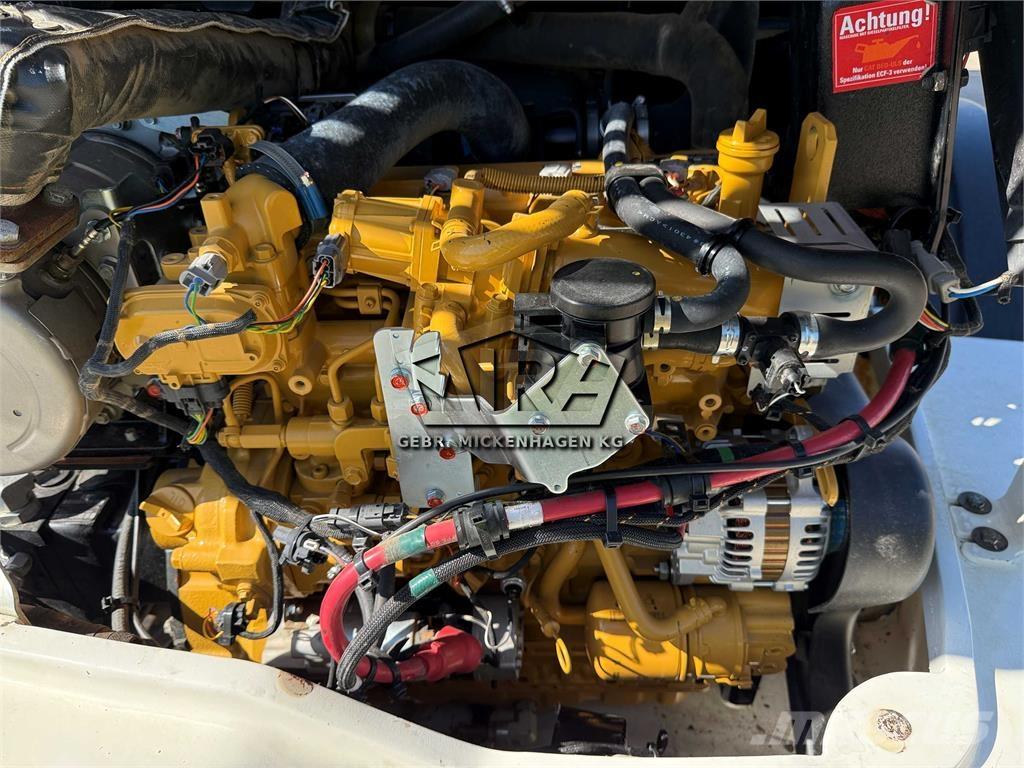 CAT 908 M Naudoti ratiniai krautuvai