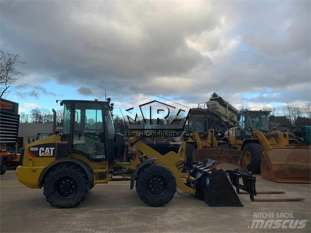 CAT 908M Naudoti ratiniai krautuvai