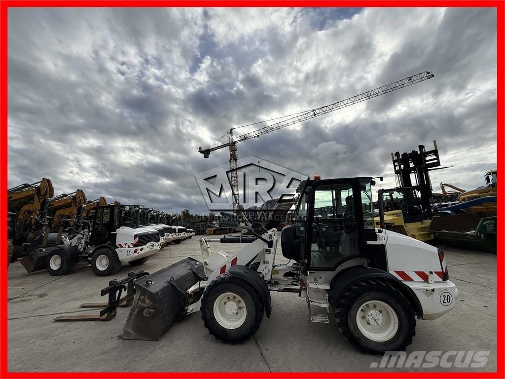 CAT 908M Naudoti ratiniai krautuvai