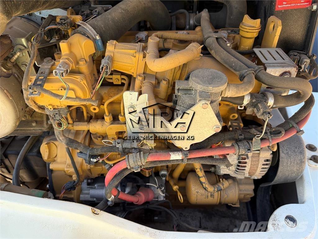 CAT 908M Naudoti ratiniai krautuvai
