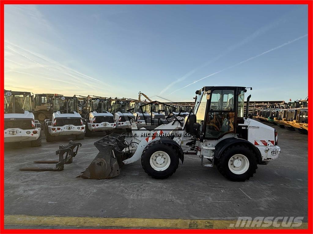 CAT 908M Naudoti ratiniai krautuvai