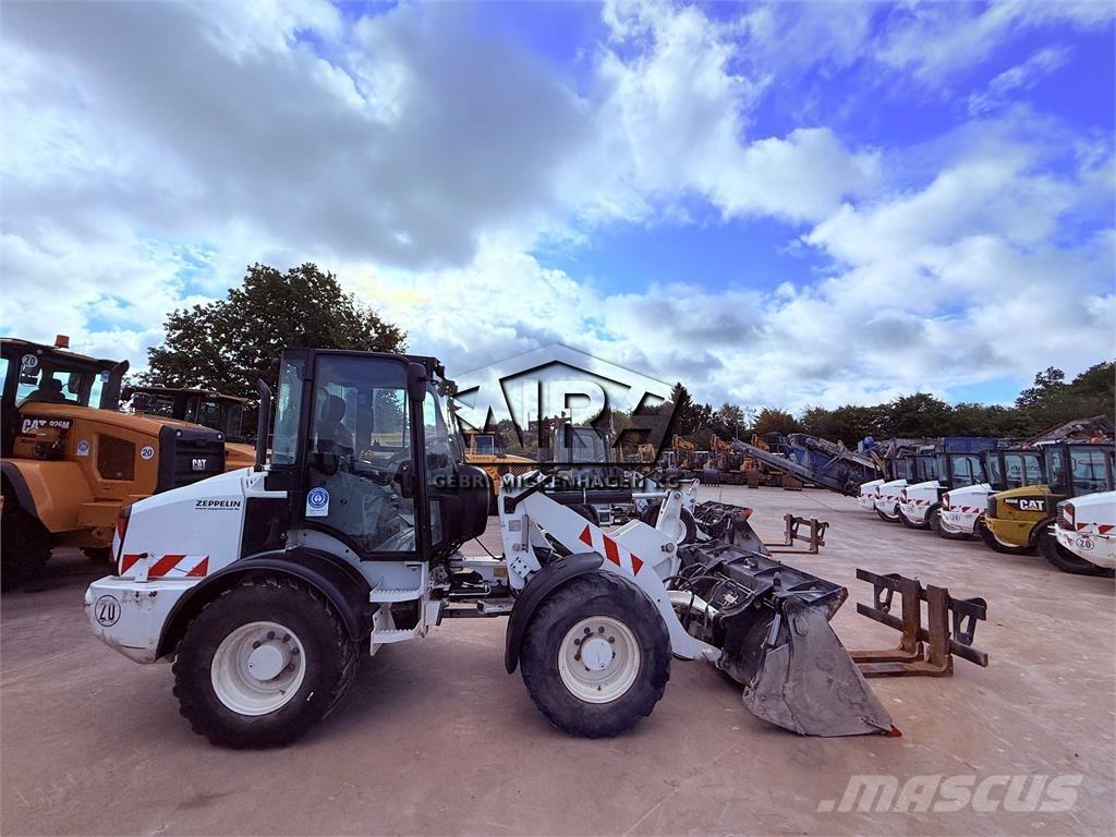 CAT 908M Naudoti ratiniai krautuvai