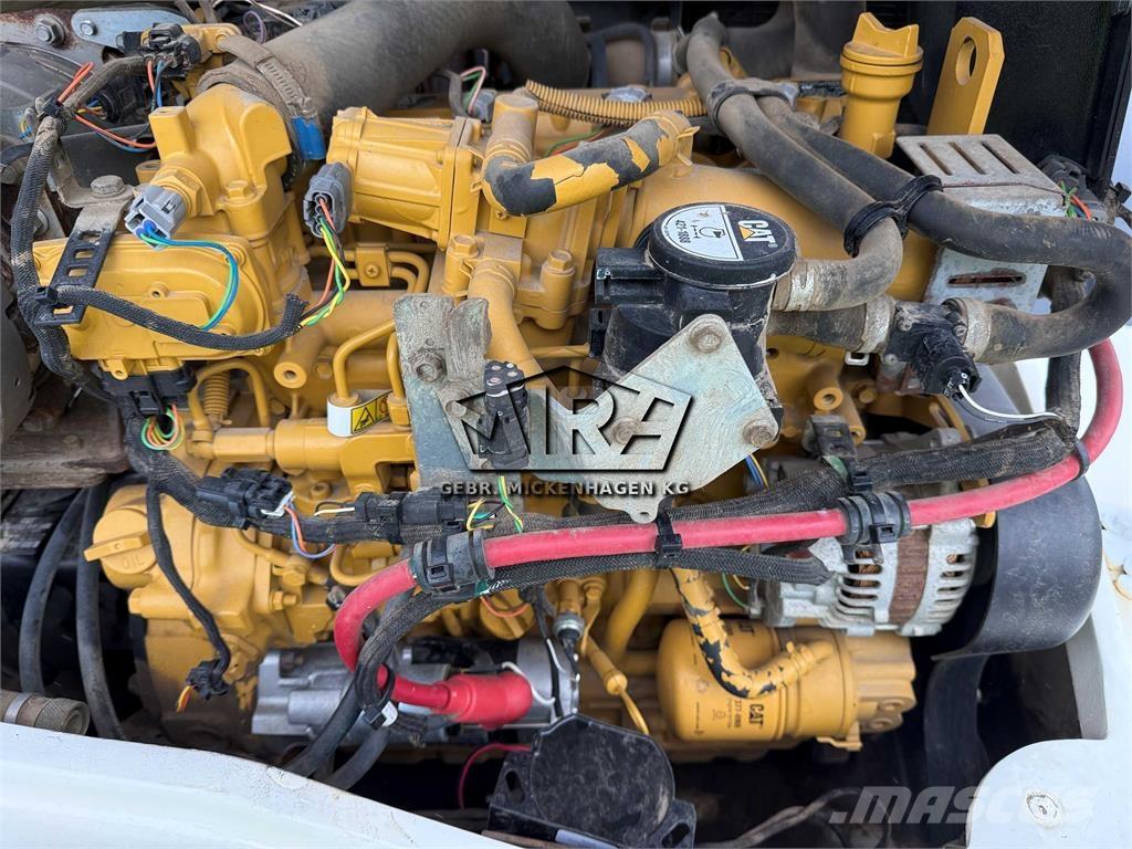 CAT 908M Naudoti ratiniai krautuvai