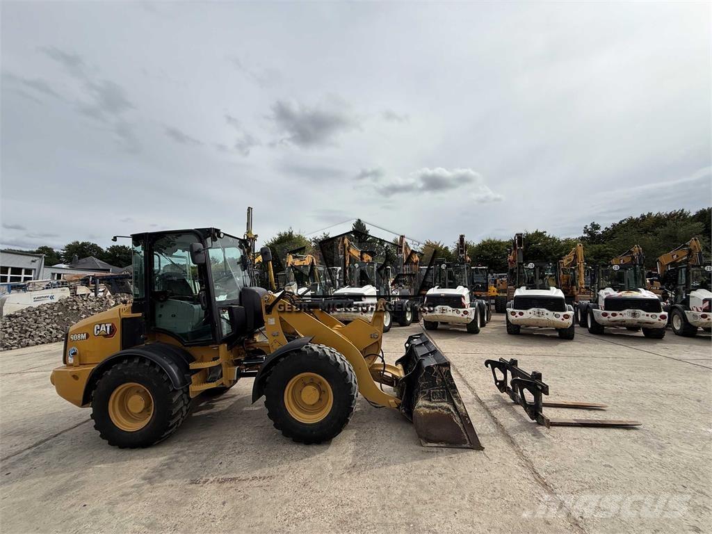 CAT 908M Naudoti ratiniai krautuvai