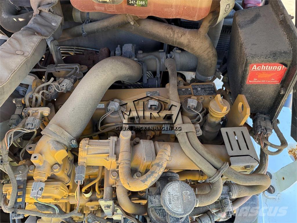 CAT 908M Naudoti ratiniai krautuvai