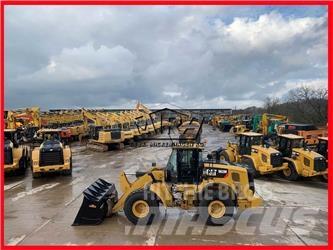 CAT 962M Naudoti ratiniai krautuvai