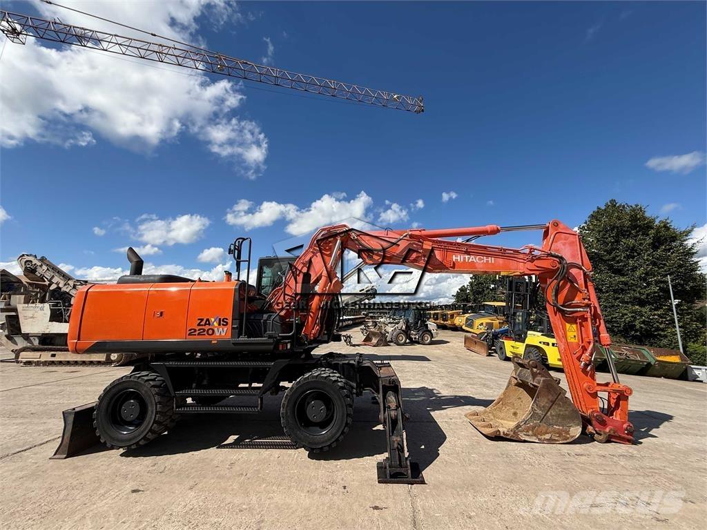 Hitachi ZX 220W-6 Ratiniai ekskavatoriai