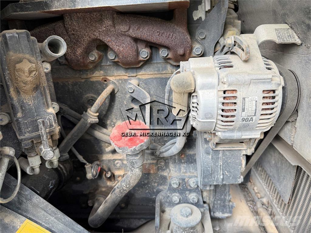 Komatsu WA70-7 Naudoti ratiniai krautuvai
