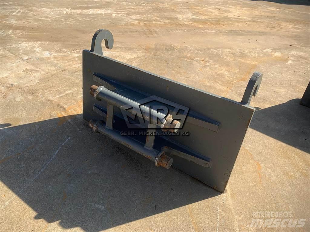 Kramer 320 Greito sujungimo jungtys