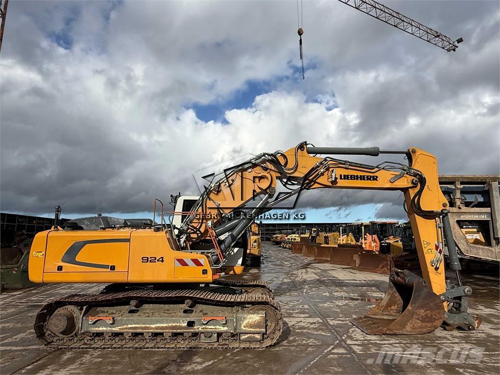 Liebherr R 924 LC Vikšriniai ekskavatoriai