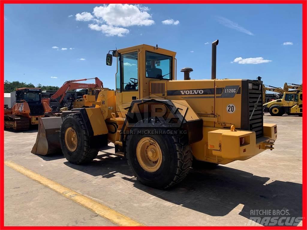 Volvo L 120 C Naudoti ratiniai krautuvai
