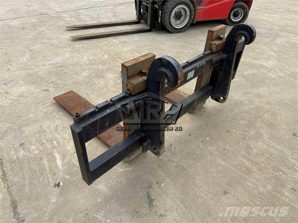 Volvo L150 - L180 Šakės