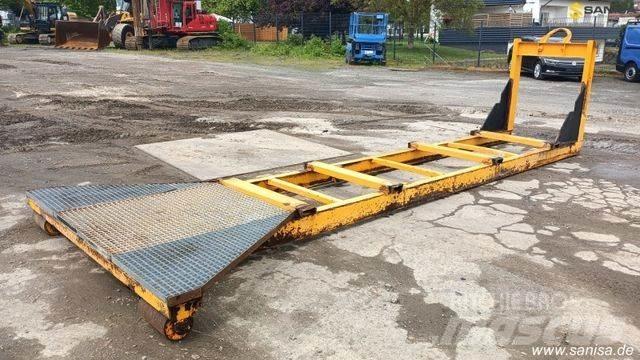  Abrollfahrgetsell Sunkvežimiai su keliamuoju kabliu