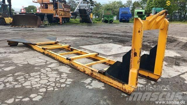  Abrollfahrgetsell Sunkvežimiai su keliamuoju kabliu