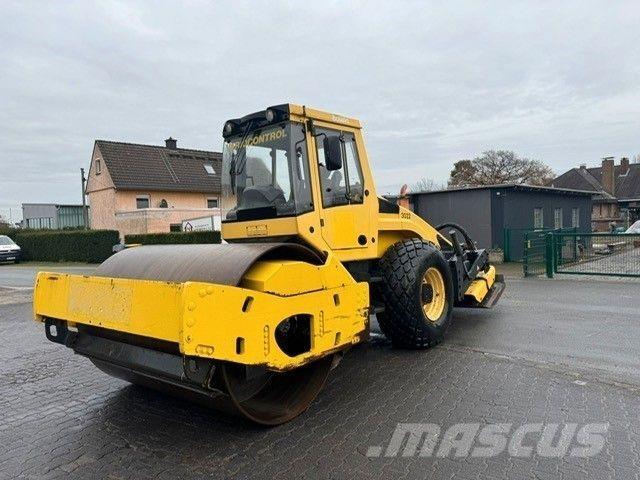 Bomag BW213DH-4 Kiti volai