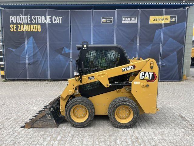 CAT 226D3 Statyba - Kita