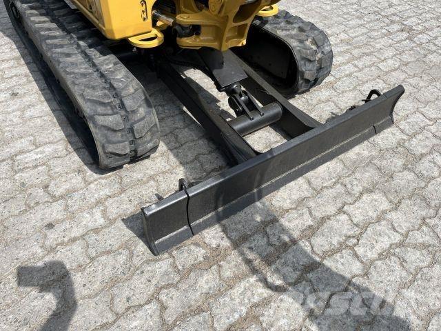 CAT 302 CR Statyba - Kita