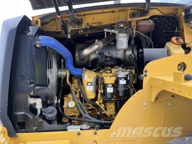 CAT 918M Statyba - Kita