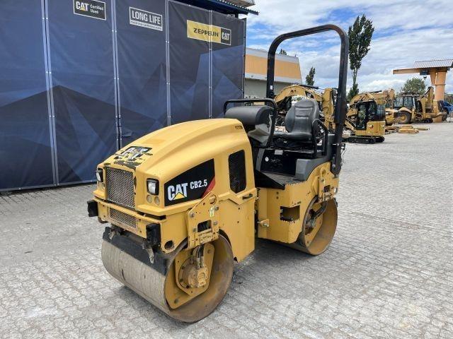 CAT CB2.5 Statyba - Kita
