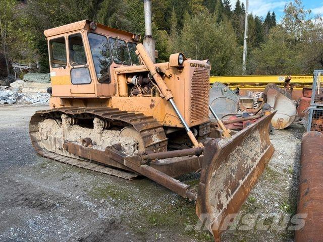 CAT D6C Vikšriniai buldozeriai