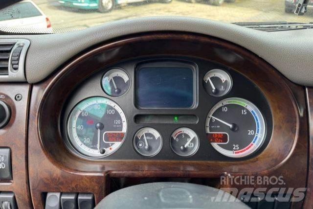DAF CF410 4x2 Gyvulių pervežimo technika