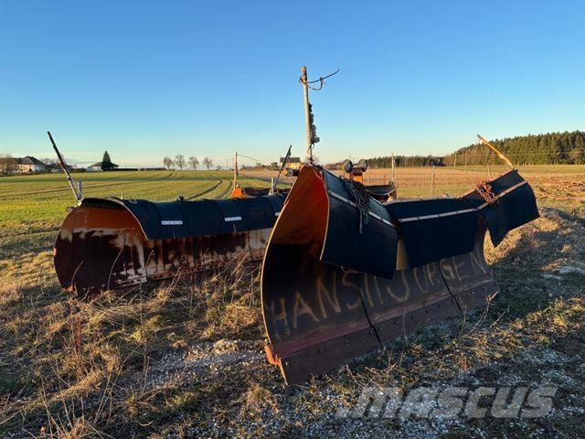 Dücker Schneepflug Apverčiamieji plūgai