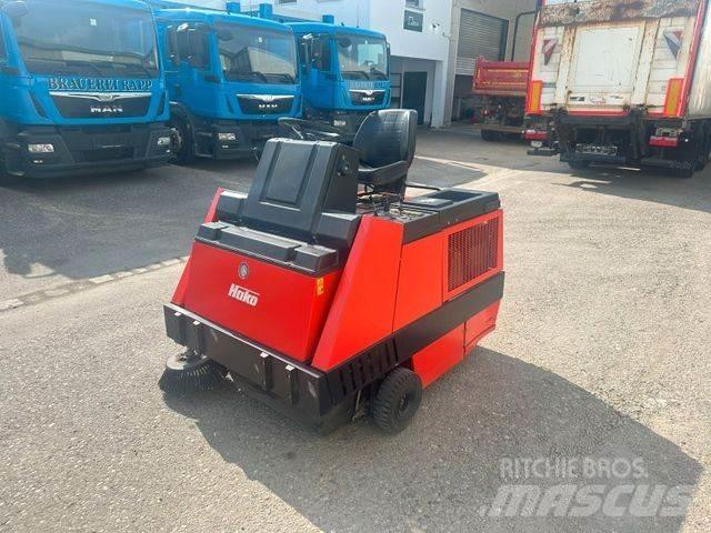 Hako JONAS 1100D Šlavimo sunkvežimiai