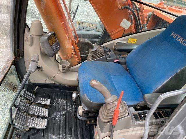 Hitachi ZX210-3 Vikšriniai ekskavatoriai