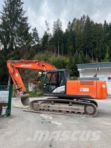 Hitachi ZX210LC-5 Vikšriniai ekskavatoriai