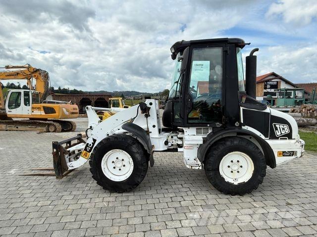 JCB 407 Naudoti ratiniai krautuvai
