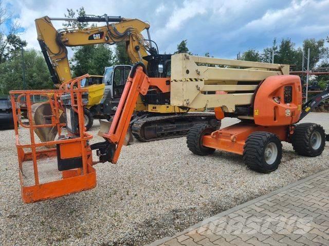 JLG 450 AJ - Alkūniniai keltuvai