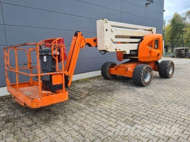JLG 450 AJ - Alkūniniai keltuvai