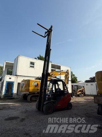 Linde H 30D Dyzeliniai krautuvai