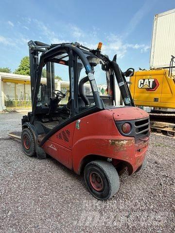 Linde H 30D Dyzeliniai krautuvai