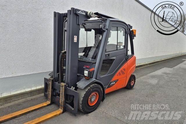 Linde H30D Dyzeliniai krautuvai