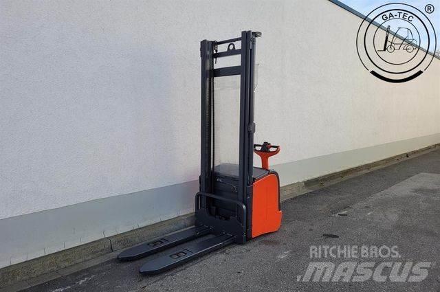 Linde L16 Didelių aukščių keltuvai-krautuvai