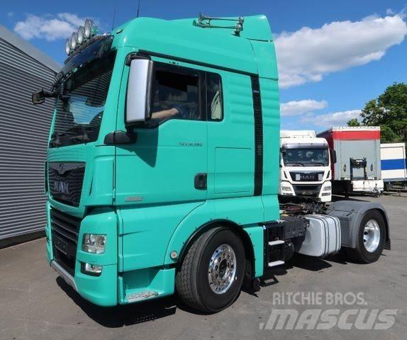 MAN TGX 18.560 FLLS Naudoti vilkikai
