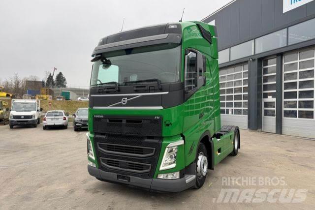 MAN TGX 33.520 6x4 Naudoti vilkikai